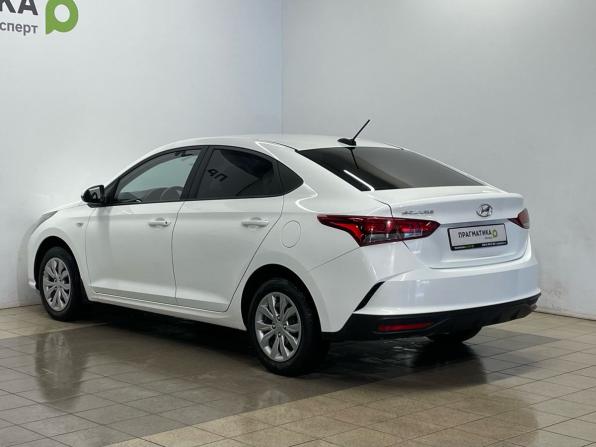 Hyundai Solaris II с пробегом 2020 года, цена 1 229 000 рублей, 133000 км, седан, Автокод Объявления