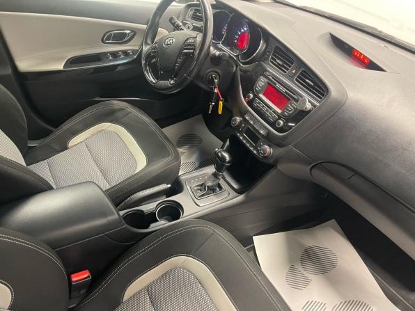 Kia Ceed II с пробегом 2012 года, цена 818 000 рублей, 230000 км, хэтчбек, Автокод Объявления