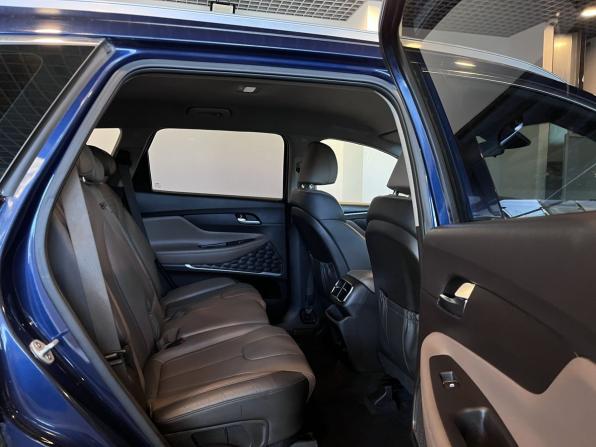 Hyundai Santa Fe IV с пробегом 2019 года, цена 2 933 000 рублей, 104630 км, внедорожник, Автокод Объявления