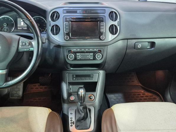 Volkswagen Tiguan I Рестайлинг с пробегом 2013 года, цена 1 346 000 рублей, 207000 км, внедорожник, Автокод Объявления