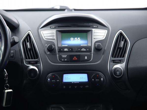 Hyundai ix35 I Рестайлинг с пробегом 2015 года, цена 1 490 000 рублей, 88217 км, внедорожник, Автокод Объявления