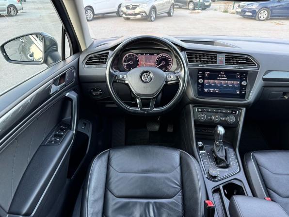 Volkswagen Tiguan II с пробегом 2018 года, цена 2 699 000 рублей, 136821 км, внедорожник, Автокод Объявления