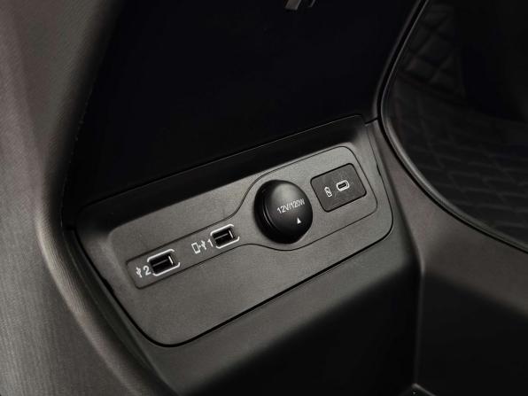 GAC M8 с пробегом 2024 года, цена 5 149 000 рублей, 7773 км, минивэн, Автокод Объявления