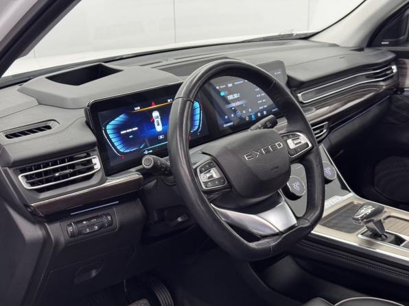 Exeed VX I с пробегом 2022 года, цена 2 690 000 рублей, 44619 км, внедорожник, Автокод Объявления