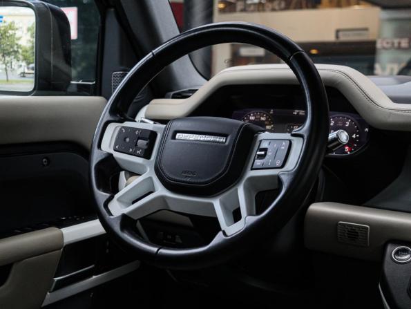Land Rover Defender II с пробегом 2020 года, цена 4 990 000 рублей, 83111 км, внедорожник, Автокод Объявления