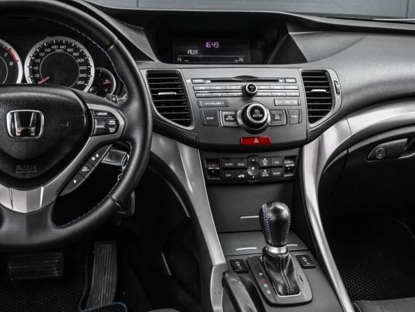 Honda Accord VIII с пробегом 2010 года, цена 1 234 000 рублей, 209057 км, седан, Автокод Объявления