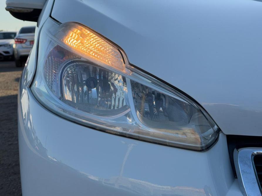 Peugeot 208 I Набережные Челны  - изображение 13