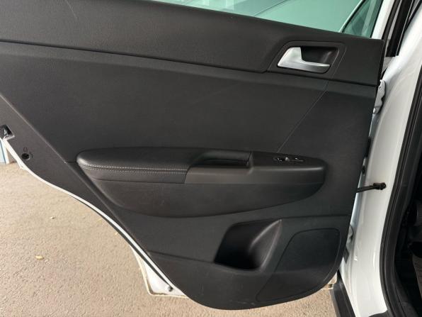 Kia Sportage IV Рестайлинг с пробегом 2021 года, цена 1 862 000 рублей, 105388 км, внедорожник, Автокод Объявления