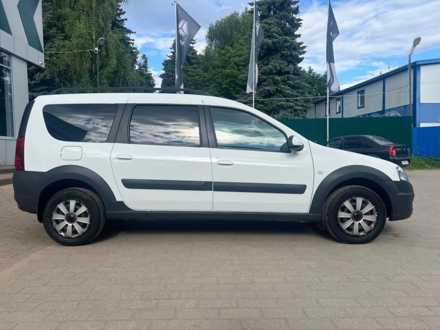 Lada (ВАЗ) Largus I Великий Новгород  - изображение 7
