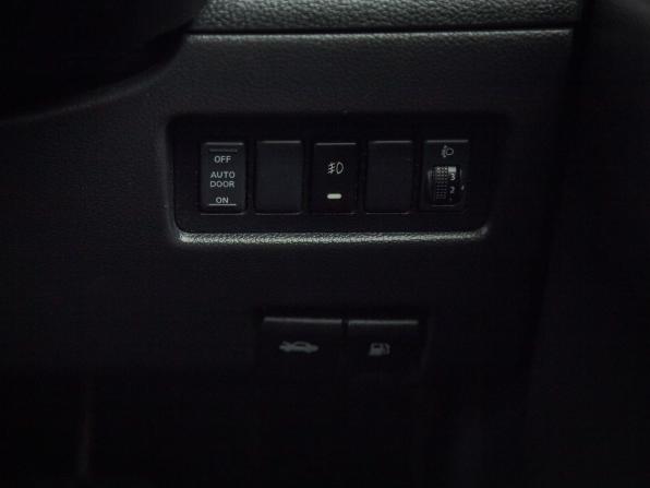 Nissan Serena III (C25) с пробегом 2010 года, цена 781 000 рублей, 205000 км, минивэн, Автокод Объявления