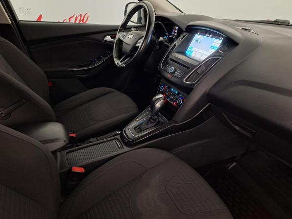 Ford Focus III Рестайлинг с пробегом 2017 года, цена 985 000 рублей, 166442 км, хэтчбек, Автокод Объявления