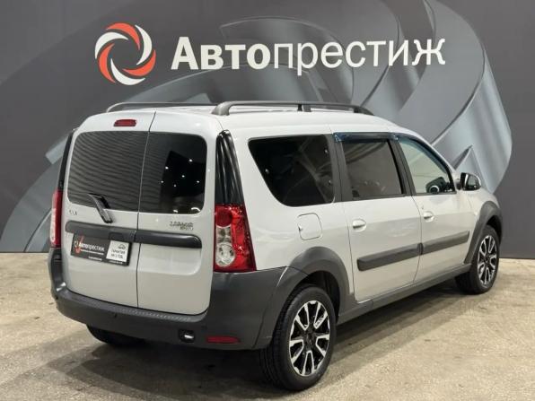 Lada (ВАЗ) Largus I с пробегом 2018 года, цена 820 000 рублей, 144198 км, универсал, Автокод Объявления