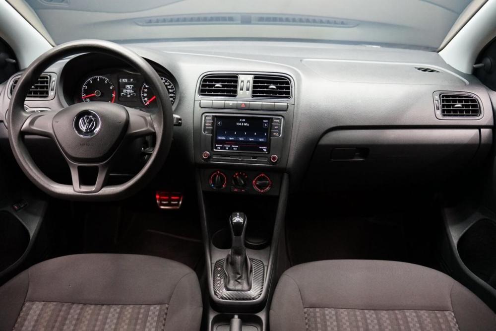 Volkswagen Polo V Рестайлинг Крым  - изображение 15