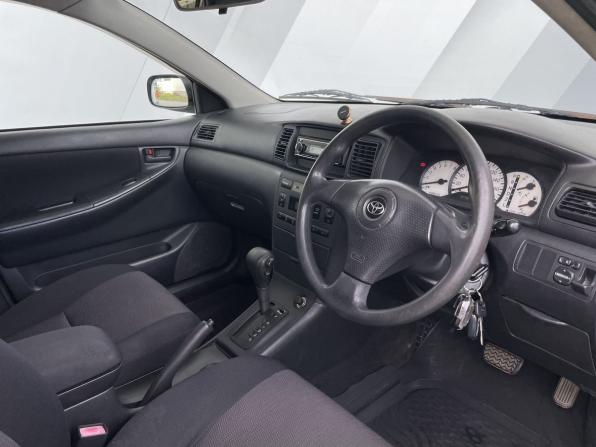 Toyota Allex I с пробегом 2001 года, цена 388 000 рублей, 355084 км, хэтчбек, Автокод Объявления