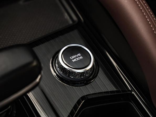 Geely Monjaro I с пробегом 2023 года, цена 3 099 777 рублей, 52532 км, внедорожник, Автокод Объявления