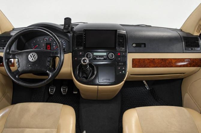 Volkswagen Multivan T5 с пробегом 2008 года, цена 1 499 000 рублей, 398000 км, минивэн, Автокод Объявления