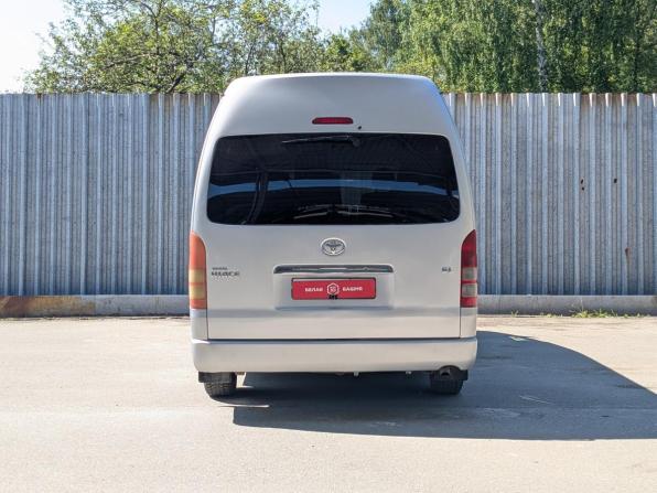Toyota HiAce H200 с пробегом 2006 года, цена 1 299 900 рублей, 652000 км, минивэн, Автокод Объявления
