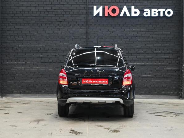 Lada (ВАЗ) Granta I Рестайлинг с пробегом 2023 года, цена 900 000 рублей, 49880 км, универсал, Автокод Объявления
