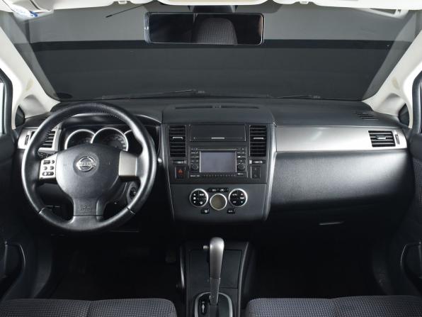 Nissan Tiida I Рестайлинг с пробегом 2011 года, цена 739 995 рублей, 257812 км, хэтчбек, Автокод Объявления