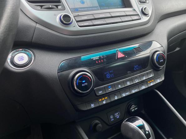 Hyundai Tucson III с пробегом 2018 года, цена 2 465 000 рублей, 72898 км, внедорожник, Автокод Объявления