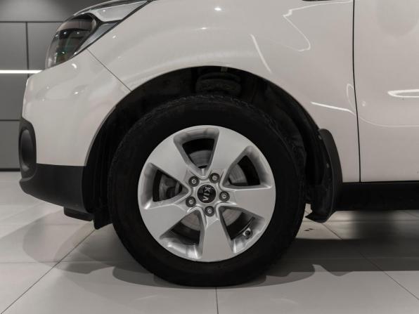 Kia Soul II Рестайлинг с пробегом 2017 года, цена 1 430 000 рублей, 89639 км, хэтчбек, Автокод Объявления