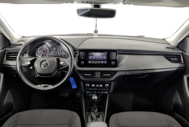 Skoda Rapid I Рестайлинг с пробегом 2020 года, цена 1 352 000 рублей, 174683 км, лифтбек, Автокод Объявления