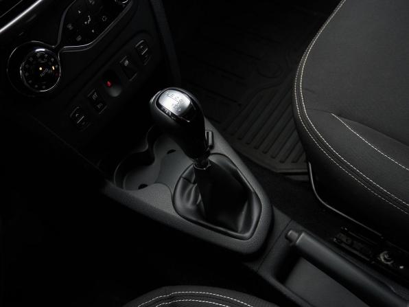Renault Sandero II с пробегом 2016 года, цена 745 000 рублей, 249500 км, хэтчбек, Автокод Объявления