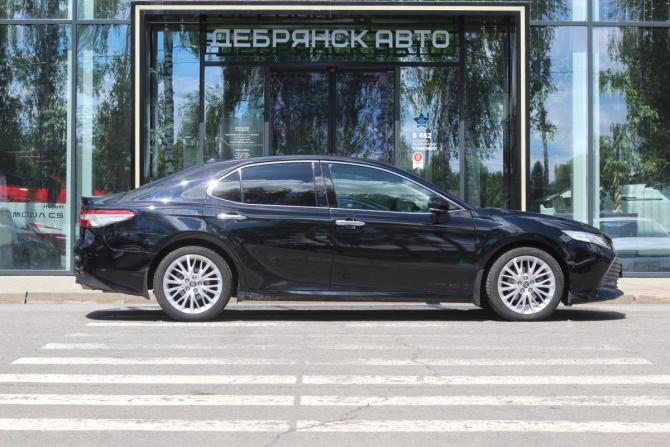 Toyota Camry VIII (XV70) с пробегом 2020 года, цена 2 980 000 рублей, 130628 км, седан, Автокод Объявления