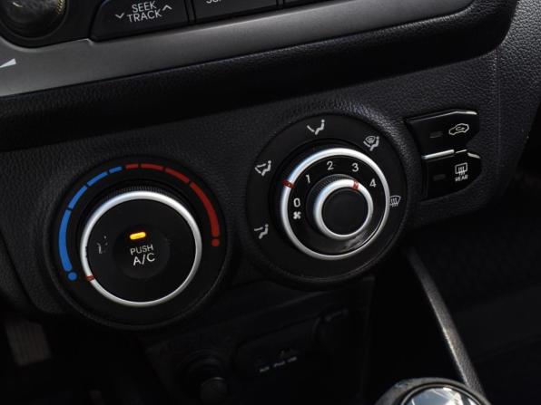 Kia Rio III с пробегом 2013 года, цена 1 020 000 рублей, 199170 км, седан, Автокод Объявления