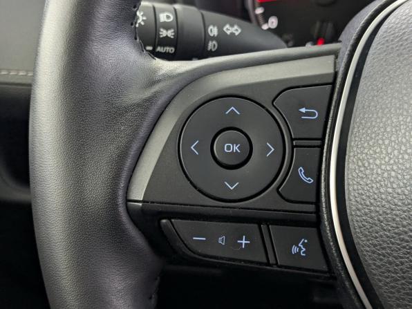 Toyota RAV4 V (XA50) с пробегом 2021 года, цена 3 396 575 рублей, 32915 км, внедорожник, Автокод Объявления