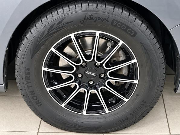 Peugeot Traveller I с пробегом 2019 года, цена 2 140 000 рублей, 200770 км, минивэн, Автокод Объявления