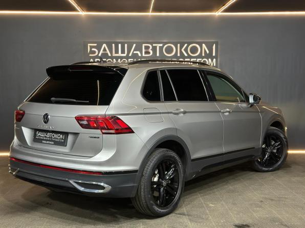 Volkswagen Tiguan II Рестайлинг с пробегом 2022 года, цена 2 680 000 рублей, 140905 км, внедорожник, Автокод Объявления