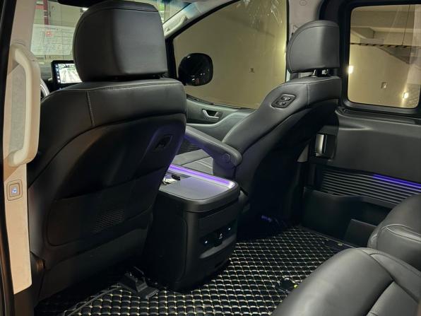 Hyundai Staria I с пробегом 2024 года, цена 8 490 000 рублей, 6430 км, минивэн, Автокод Объявления