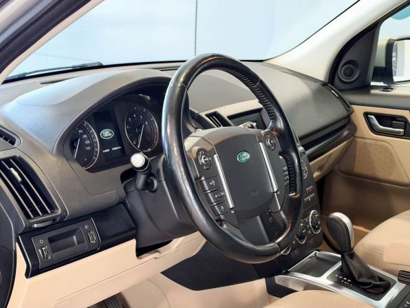Land Rover Freelander II Рестайлинг 2 с пробегом 2013 года, цена 1 537 000 рублей, 155892 км, внедорожник, Автокод Объявления