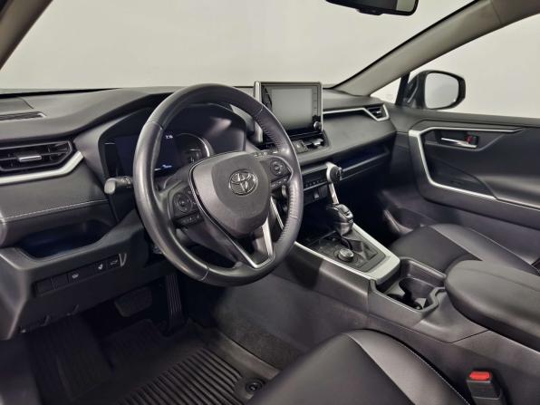 Toyota RAV4 V (XA50) с пробегом 2021 года, цена 3 600 000 рублей, 77210 км, внедорожник, Автокод Объявления