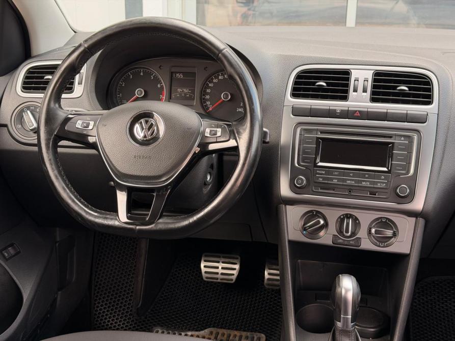 Volkswagen Polo V Рестайлинг Пермь  - изображение 11