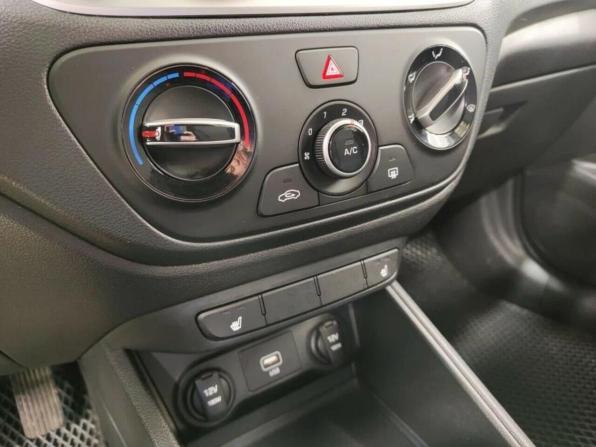 Hyundai Solaris II с пробегом 2019 года, цена 1 274 110 рублей, 129021 км, седан, Автокод Объявления