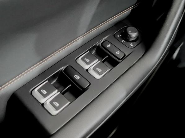 Geely Okavango I Рестайлинг с пробегом 2024 года, цена 2 740 000 рублей, 37638 км, внедорожник, Автокод Объявления