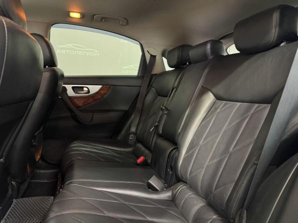 Infiniti FX II (S51) Рестайлинг с пробегом 2013 года, цена 2 200 000 рублей, 180000 км, внедорожник, Автокод Объявления