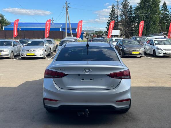Hyundai Solaris II с пробегом 2017 года, цена 1 150 000 рублей, 146885 км, седан, Автокод Объявления