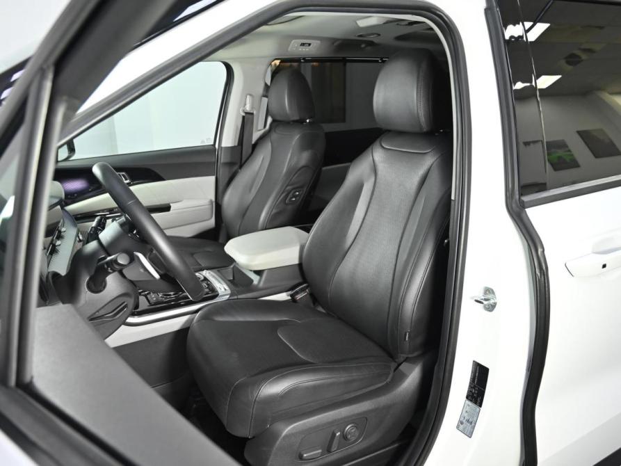 Kia Carnival IV Москва  - изображение 8