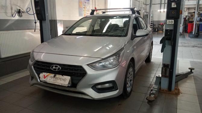 Hyundai Solaris II с пробегом 2018 года, цена 699 000 рублей, 246713 км, седан, Автокод Объявления