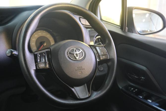 Toyota Vitz III (XP130) Рестайлинг 2 с пробегом 2019 года, цена 1 249 000 рублей, 110000 км, хэтчбек, Автокод Объявления
