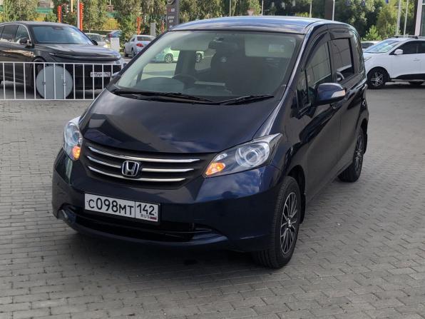 Honda Freed I с пробегом 2009 года, цена 760 000 рублей, 139932 км, компактвэн, Автокод Объявления