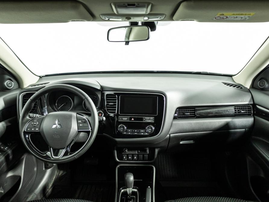 Mitsubishi Outlander III Рестайлинг 3 Санкт-Петербург  - изображение 13