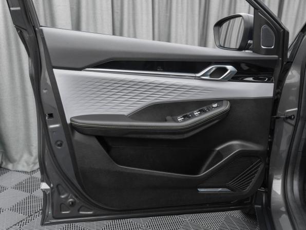 Geely Coolray I Рестайлинг с пробегом 2023 года, цена 2 160 000 рублей, 18496 км, внедорожник, Автокод Объявления