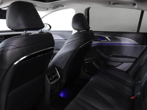 Hongqi H5 II с пробегом 2024 года, цена 3 599 000 рублей, 6490 км, седан, Автокод Объявления