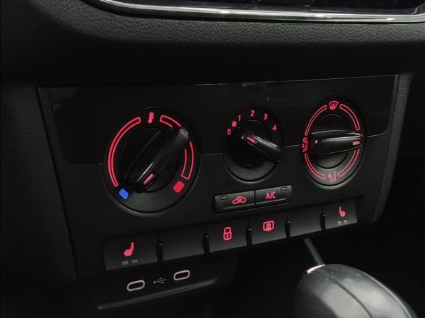 Volkswagen Polo VI с пробегом 2021 года, цена 1 377 000 рублей, 72606 км, лифтбек, Автокод Объявления