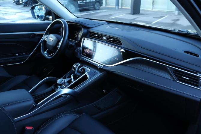 Geely Atlas Pro с пробегом 2022 года, цена 1 745 000 рублей, 96442 км, внедорожник, Автокод Объявления