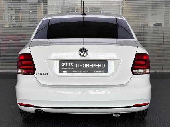 Volkswagen Polo V Рестайлинг с пробегом 2019 года, цена 955 000 рублей, 125700 км, седан, Автокод Объявления